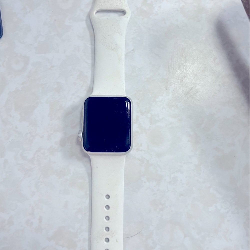 Apple Watch series 2, comes with 2 bands